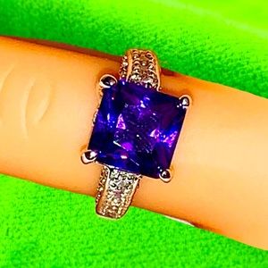 Princess-cut Purple 2CT Amethyst Ring